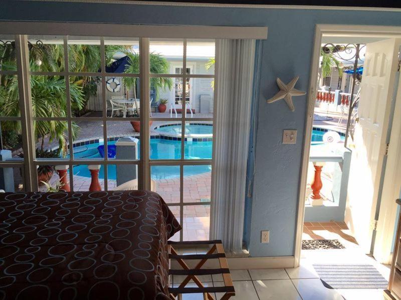 Coral Reef Guesthouse Φορτ Λόντερντεϊλ Δωμάτιο φωτογραφία
